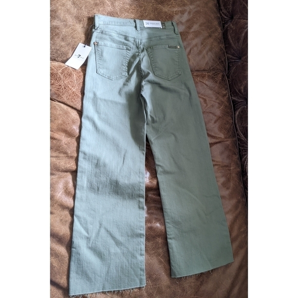 NWT 7 For All Mankind Alexa Vintage High Waist Wide Leg Cropped Jeans - Size 24 - Picture 2 of 7